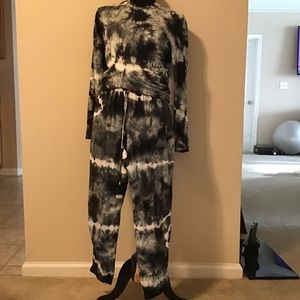 Young Fabulous Broke Top and Bottoms outfit XS